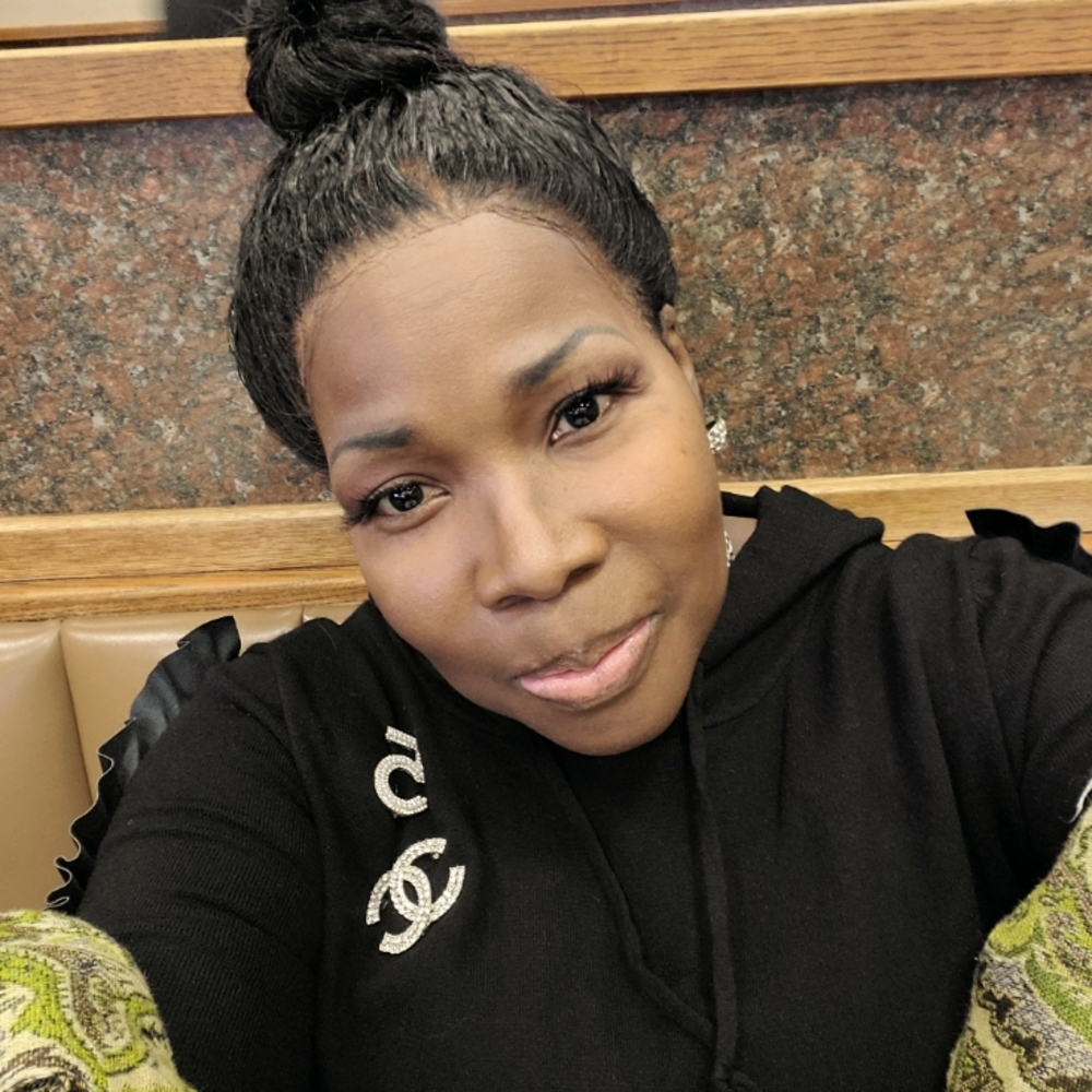 Meet your Posher, Ladytonya